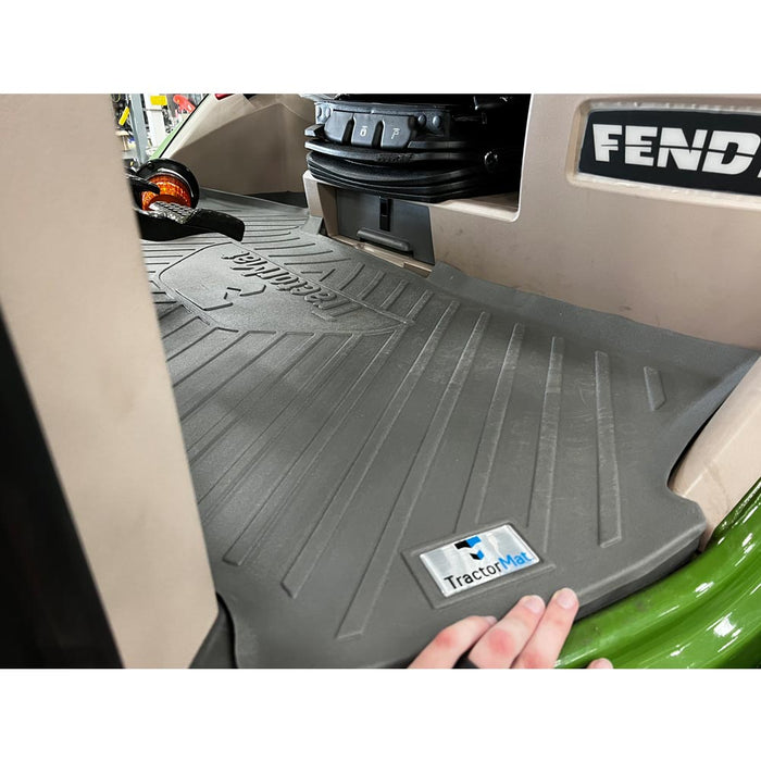 Fendt 900/1100 Vario MT Series Floor Mats by TractorMat